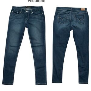 Levi's Legging jeans in a dark blue wash.